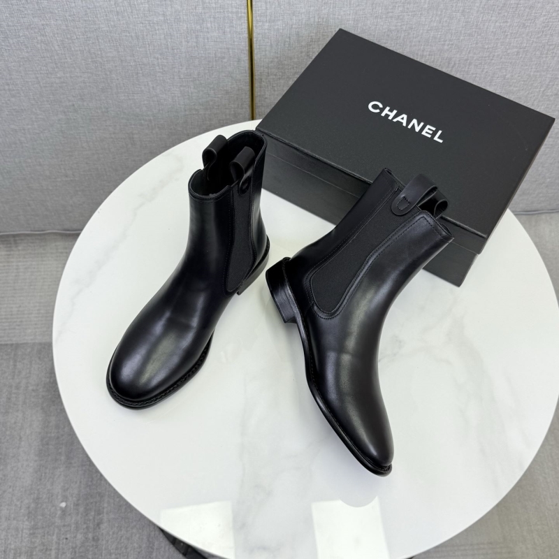 Ch**el boots